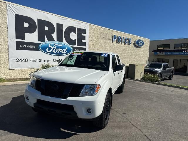 2021 Nissan Frontier SV