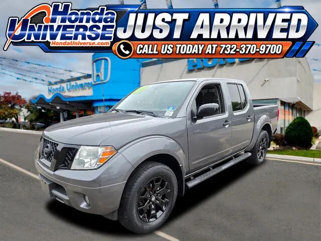 2020 Nissan Frontier SV — photo 1 of 13