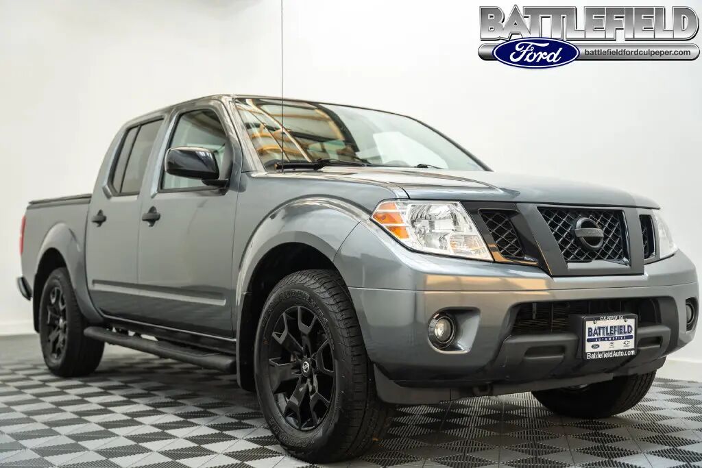 2020 Nissan Frontier SV — photo 1 of 13