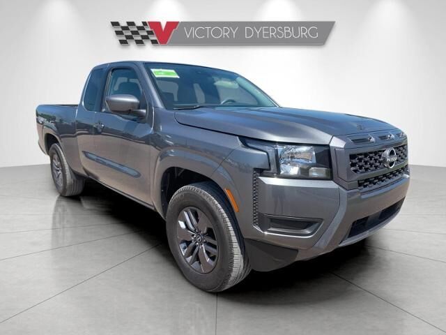 2025 Nissan Frontier S — photo 1 of 24