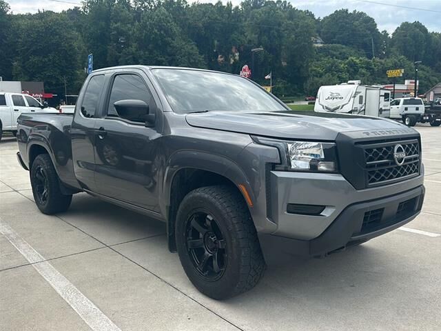 2023 Nissan Frontier S