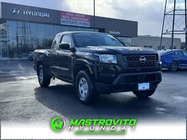 2023 Nissan Frontier S