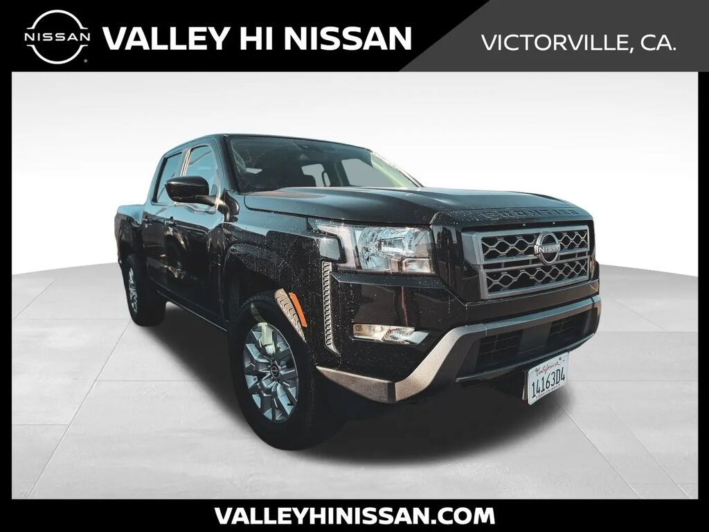 2022 Nissan Frontier SV — photo 1 of 3