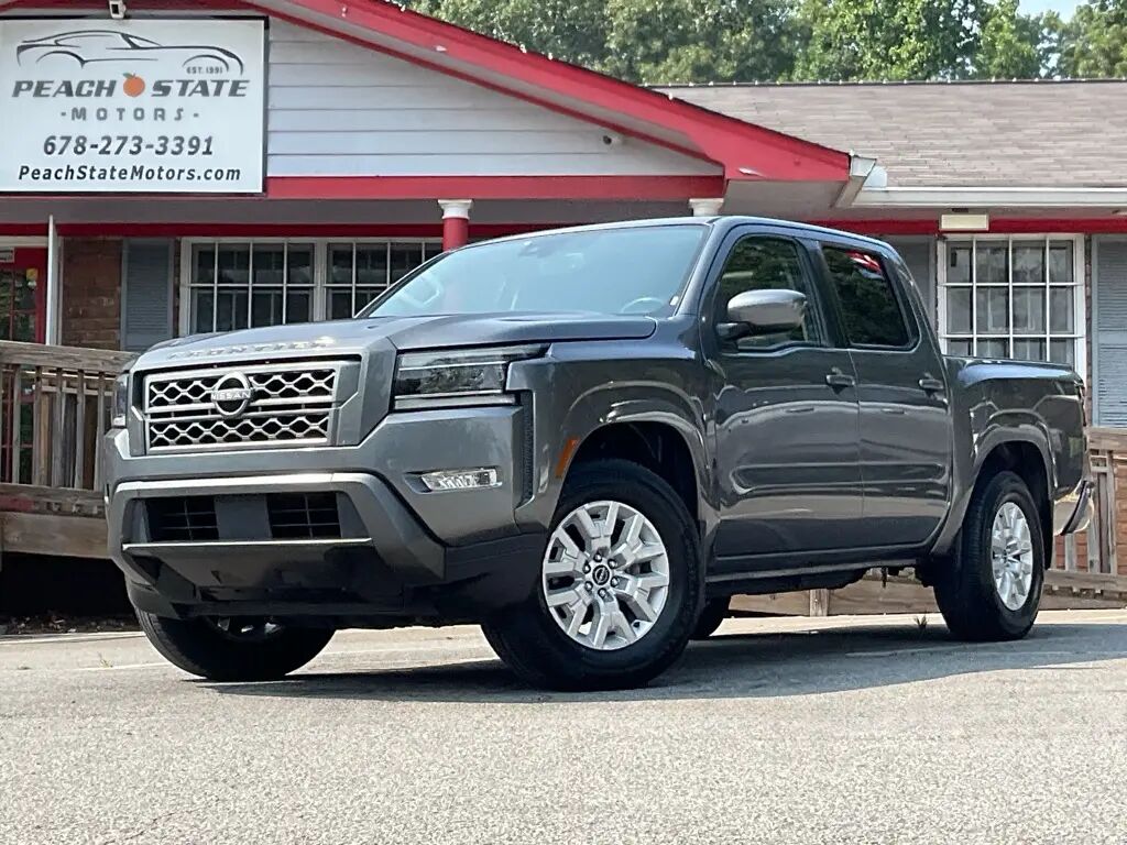 2022 Nissan Frontier S — photo 1 of 13