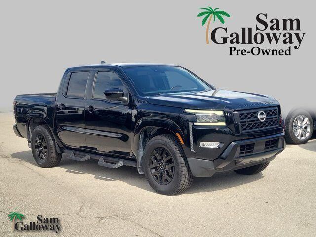 2023 Nissan Frontier S — photo 1 of 13