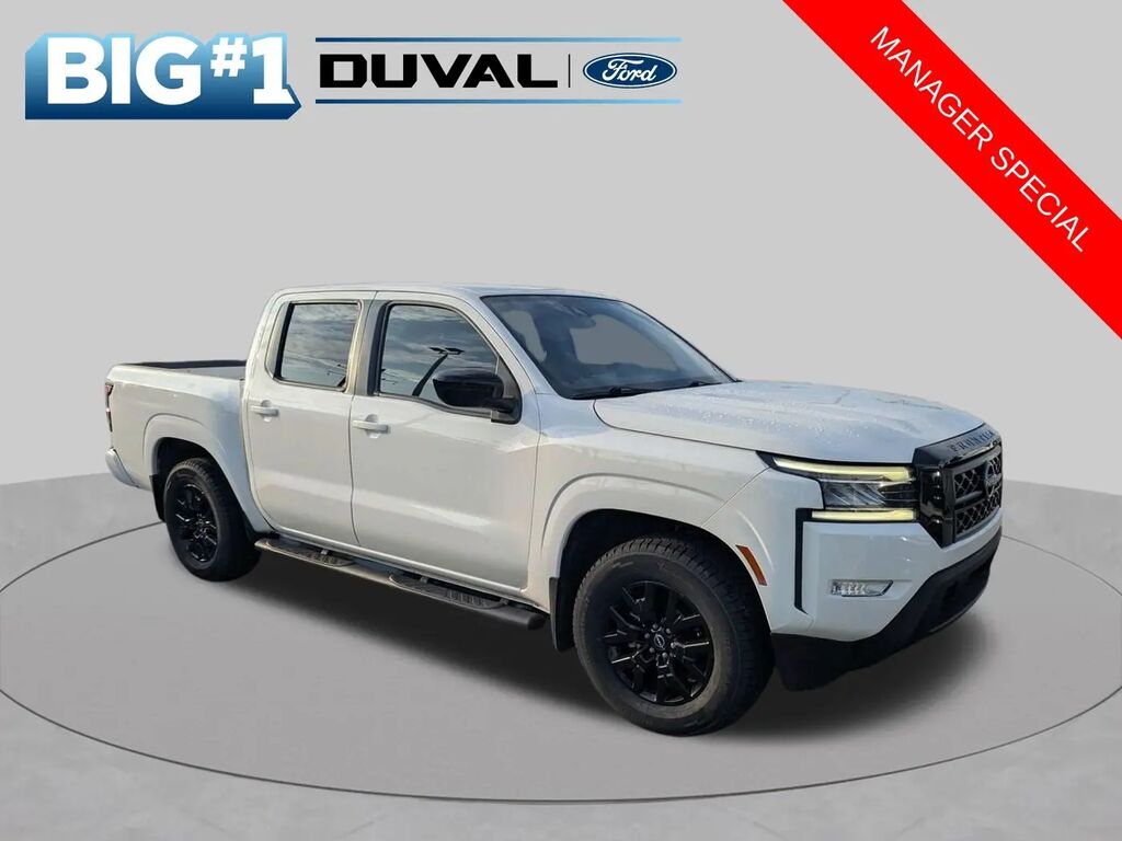 2023 Nissan Frontier SV — photo 1 of 13