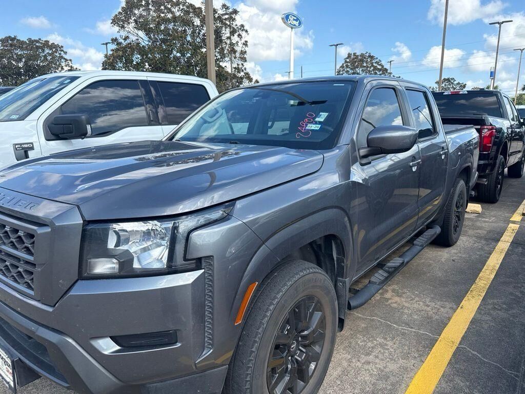 2022 Nissan Frontier S — photo 1 of 1