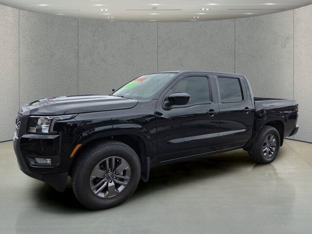 2025 Nissan Frontier SV — photo 1 of 1