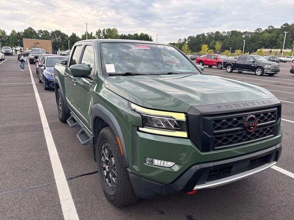 2022 Nissan Frontier PRO-X — photo 1 of 1