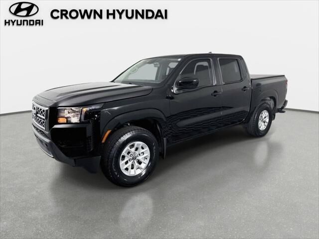 2024 Nissan Frontier S — photo 1 of 13