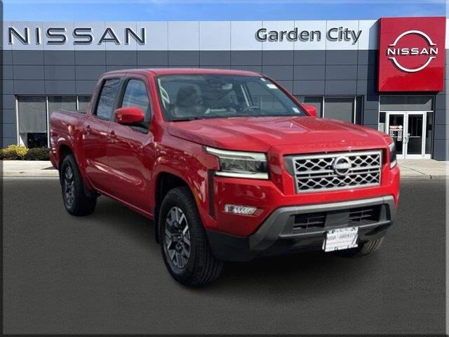 2024 Nissan Frontier SL — photo 1 of 13