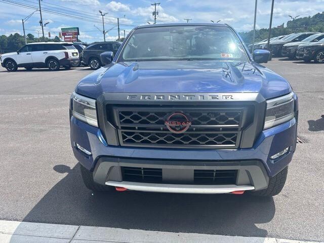2022 Nissan Frontier PRO-4X — photo 1 of 13