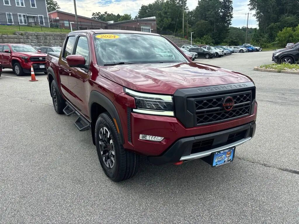 2024 Nissan Frontier PRO-4X — photo 1 of 26