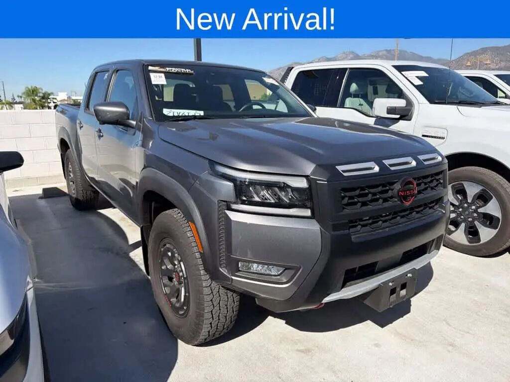 2026 Nissan Frontier PRO-4X — photo 1 of 12