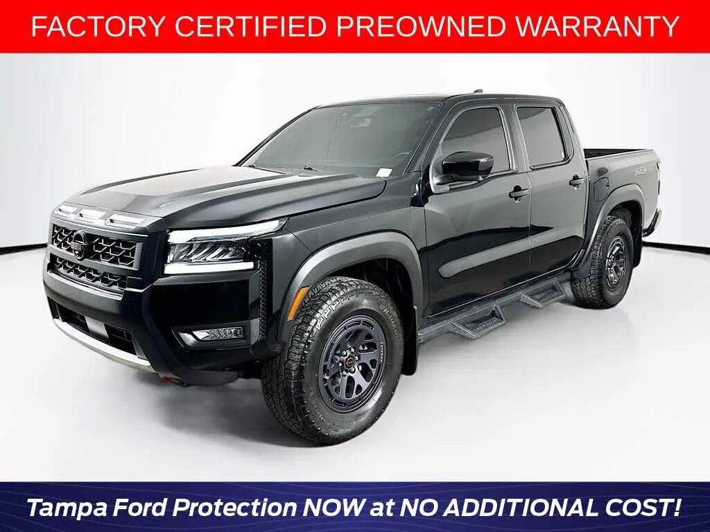 2025 Nissan Frontier PRO-4X — photo 1 of 14