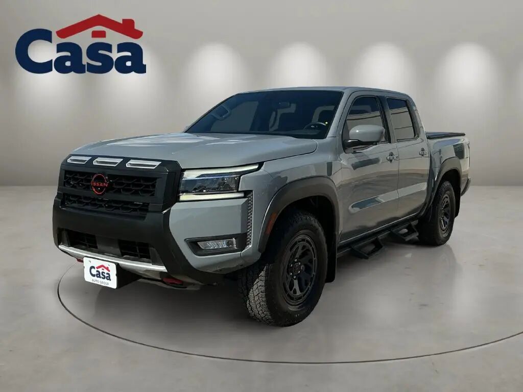 2025 Nissan Frontier PRO-4X — photo 1 of 13