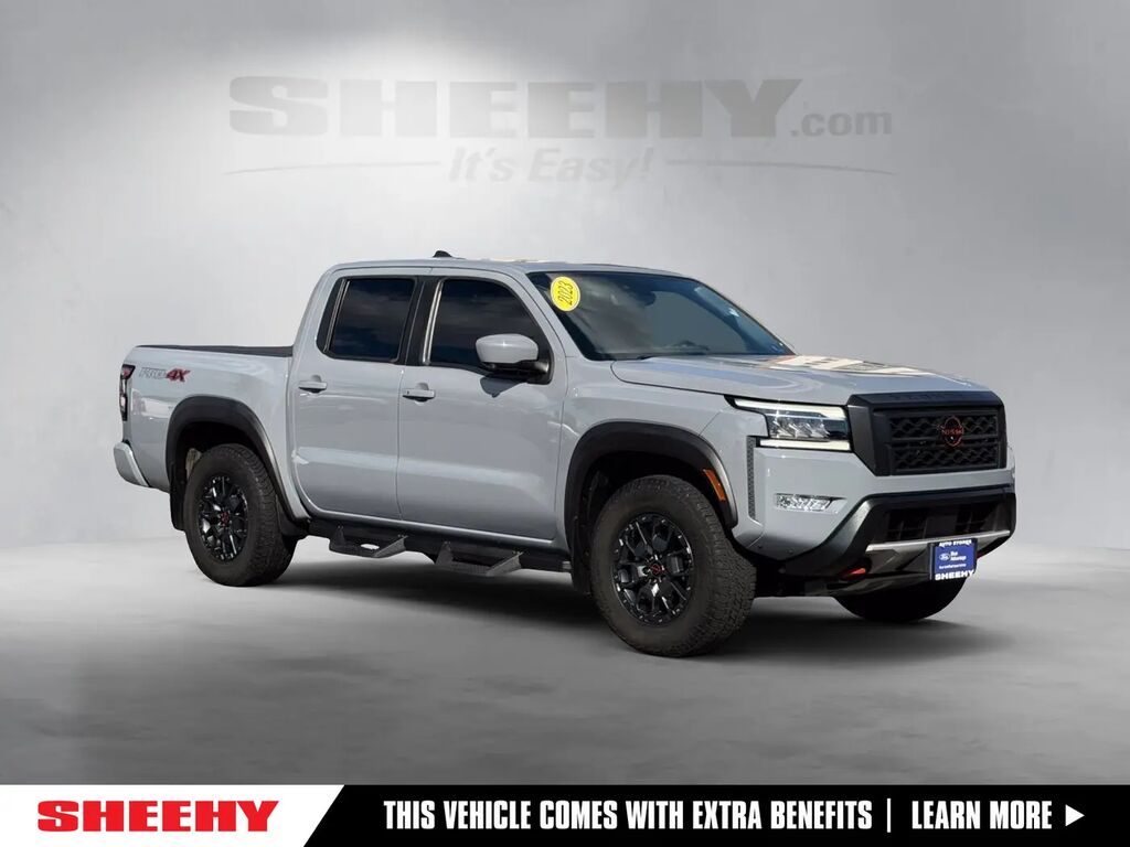 2023 Nissan Frontier S — photo 1 of 13