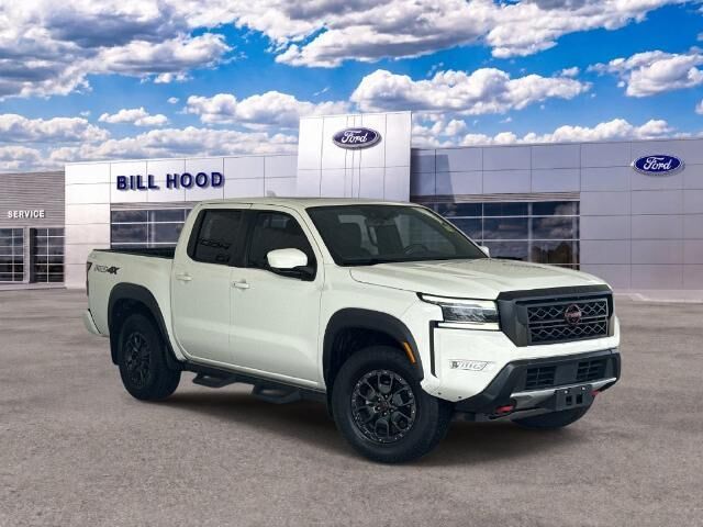 2023 Nissan Frontier S
