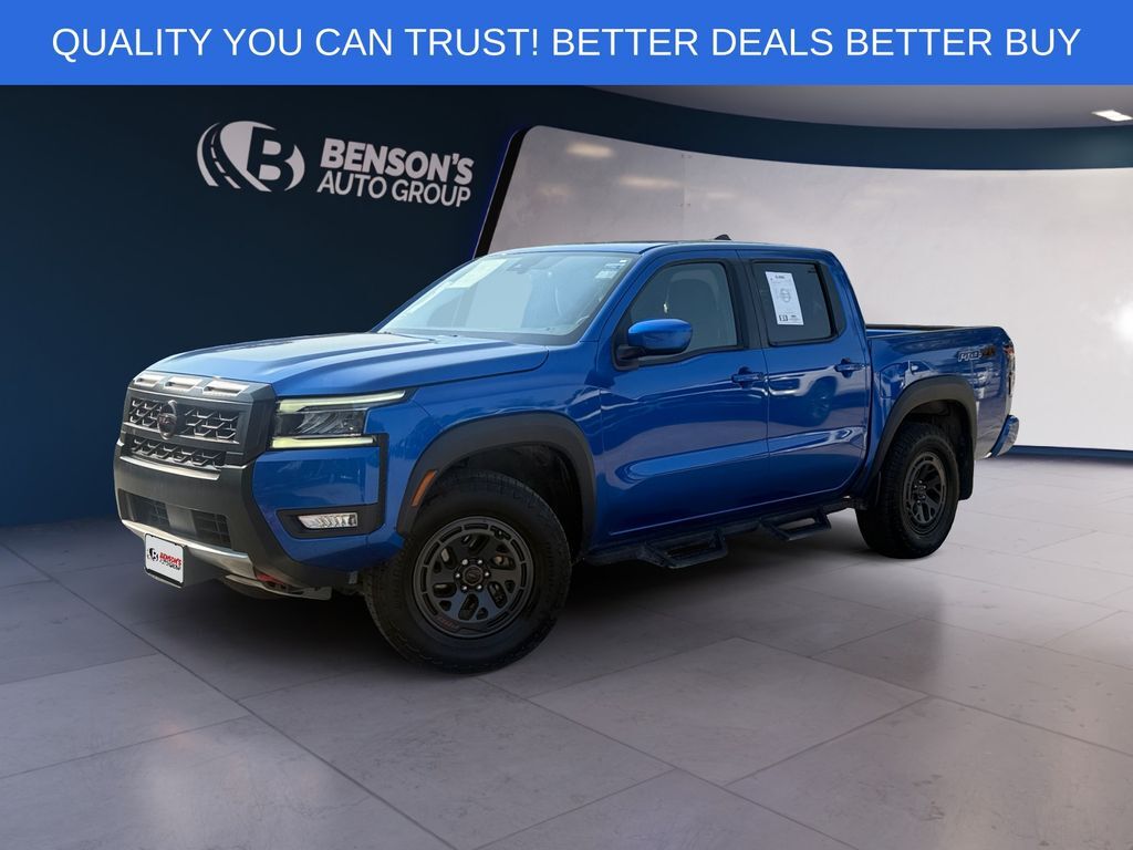 2025 Nissan Frontier PRO-4X — photo 1 of 13