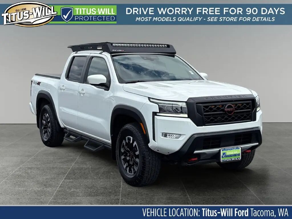 2023 Nissan Frontier PRO-4X — photo 1 of 13