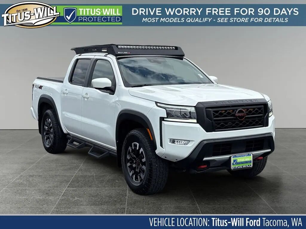 2023 Nissan Frontier PRO-4X — photo 1 of 13