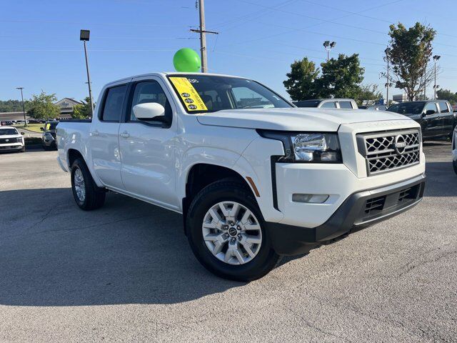2023 Nissan Frontier SV — photo 1 of 13