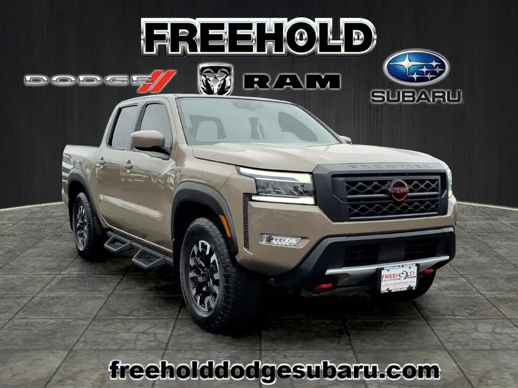 2024 Nissan Frontier PRO-4X — photo 1 of 13
