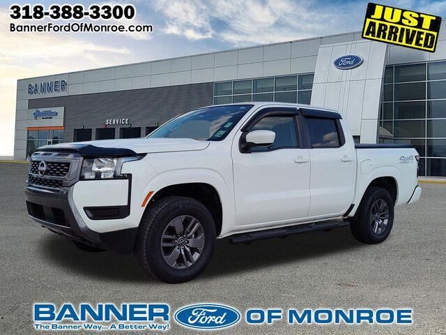 2025 Nissan Frontier SV — photo 1 of 13