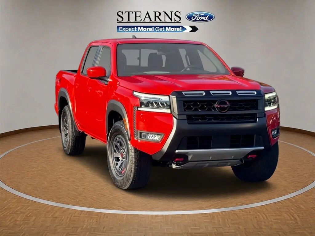 2025 Nissan Frontier PRO-4X — photo 1 of 13