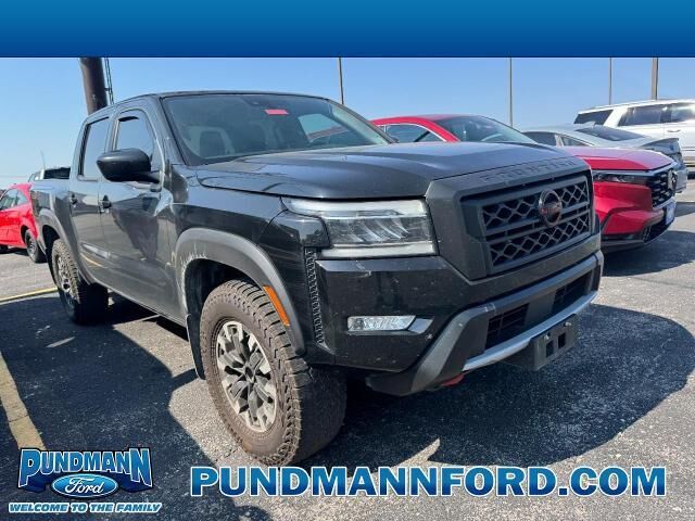 2023 Nissan Frontier PRO-4X — photo 1 of 26