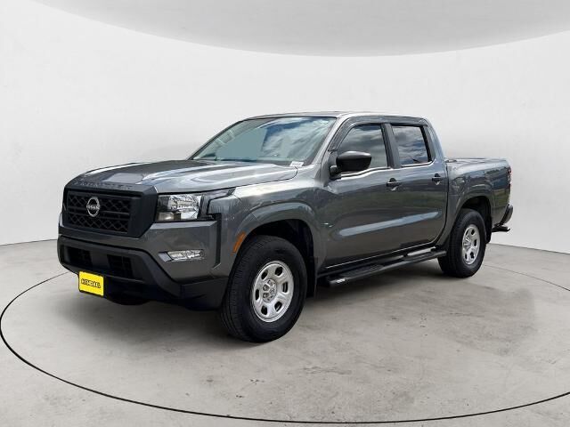 2024 Nissan Frontier S — photo 1 of 26