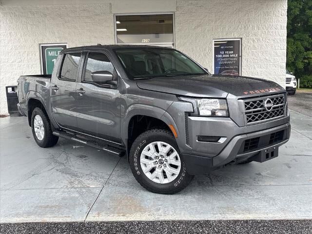 2023 Nissan Frontier SV