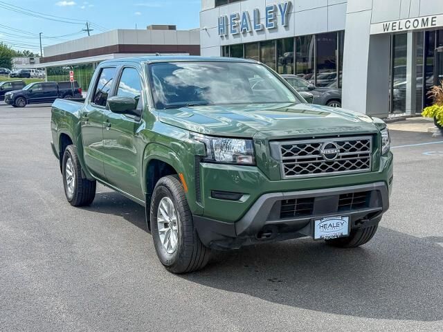 2024 Nissan Frontier SV