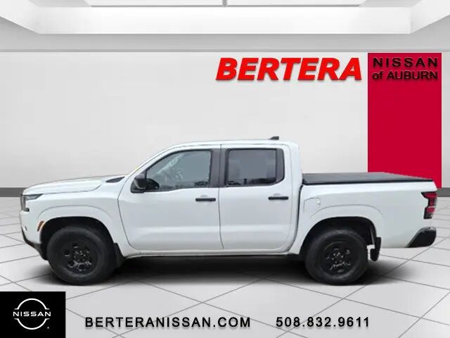 2022 Nissan Frontier S