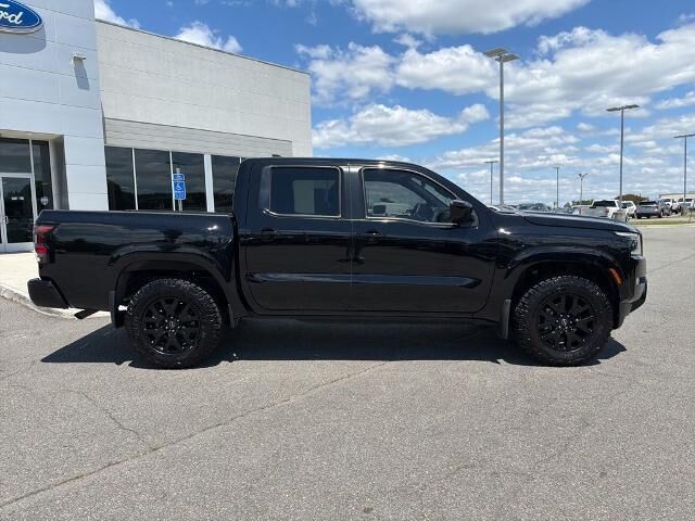 2023 Nissan Frontier S — photo 1 of 1