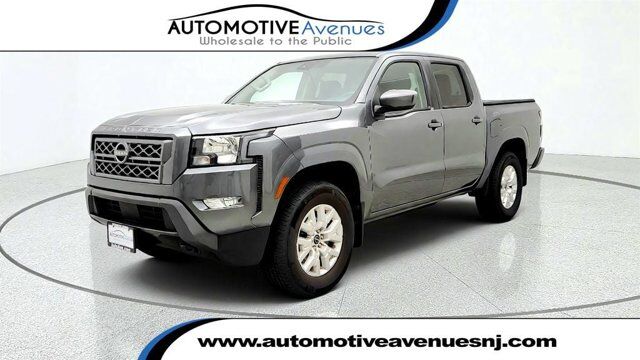 2023 Nissan Frontier SV