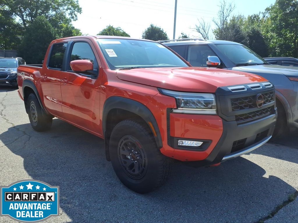 2025 Nissan Frontier PRO-4X — photo 1 of 13