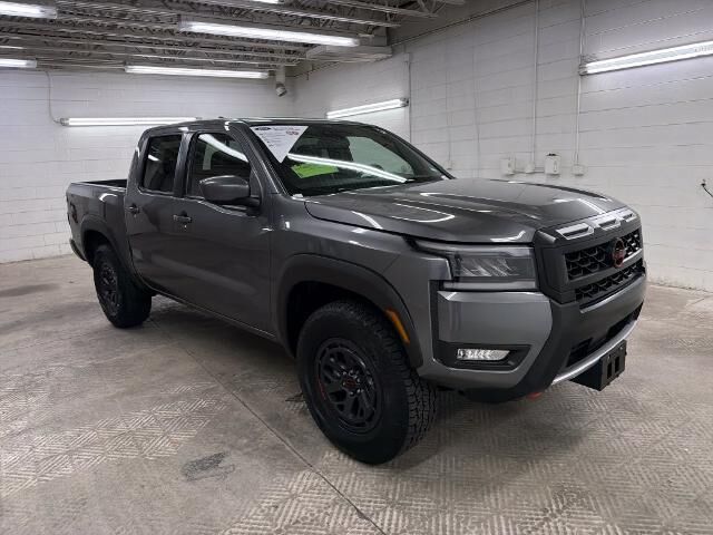 2026 Nissan Frontier PRO-4X — photo 1 of 13