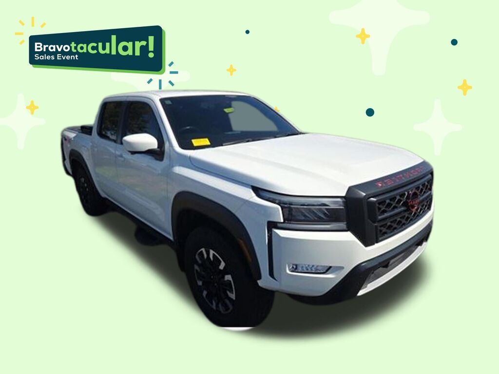 2023 Nissan Frontier Crew Cab PRO-4X 4x4 — photo 1 of 5