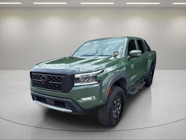 2023 Nissan Frontier PRO-4X — photo 1 of 39