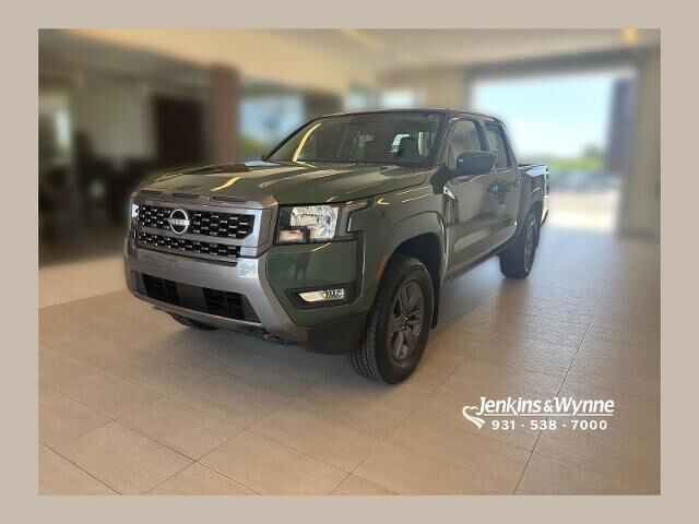 2025 Nissan Frontier SV — photo 1 of 12