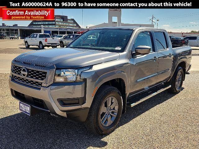 2025 Nissan Frontier S — photo 1 of 12