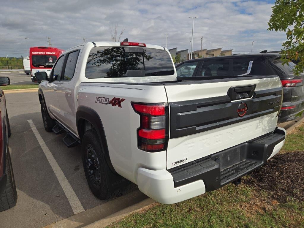 2025 Nissan Frontier PRO-4X — photo 1 of 12