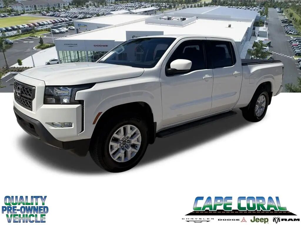 2022 Nissan Frontier SV — photo 1 of 1