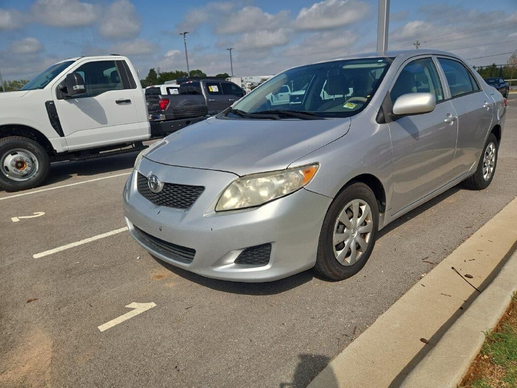 2010 Toyota Corolla LE — photo 1 of 5
