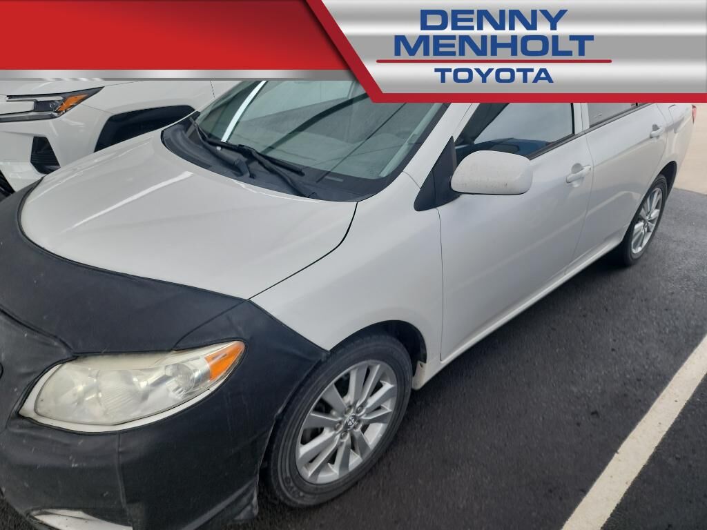 2010 Toyota Corolla — photo 1 of 13