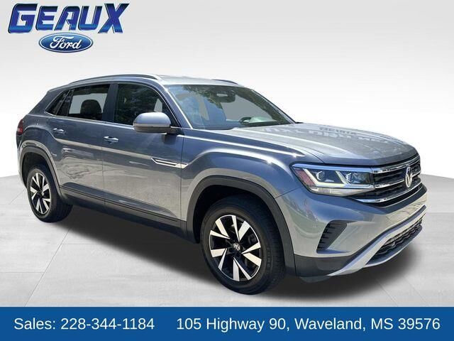 2020 Volkswagen Atlas Cross Sport SE — photo 1 of 2