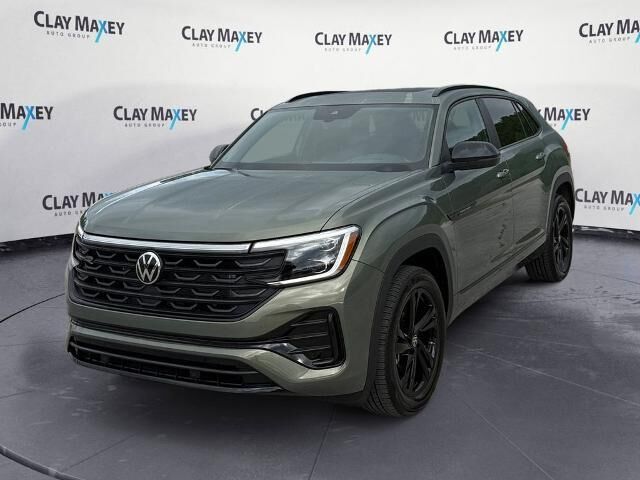 2026 Volkswagen Atlas Cross Sport SEL R-Line Black 4Motion — photo 1 of 13