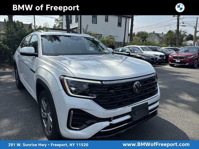 2024 Volkswagen Atlas Cross Sport SEL R-Line 4Motion