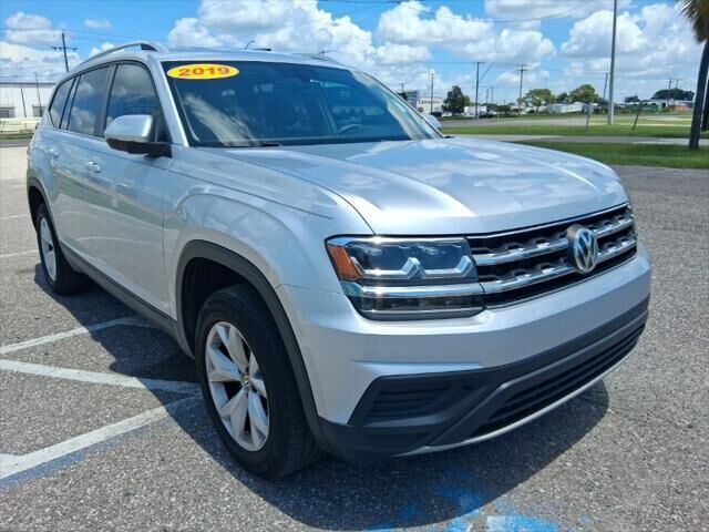2019 Volkswagen Atlas S — photo 1 of 13